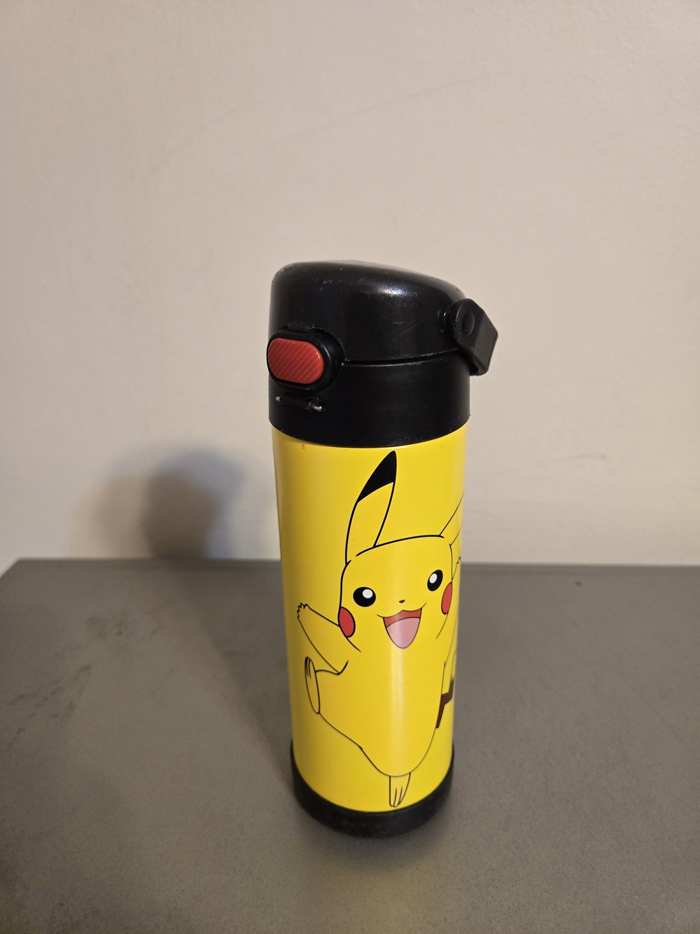Thermos Pokémon Pikachu 16oz Stainless Steel Water Bottle with Bail Handle